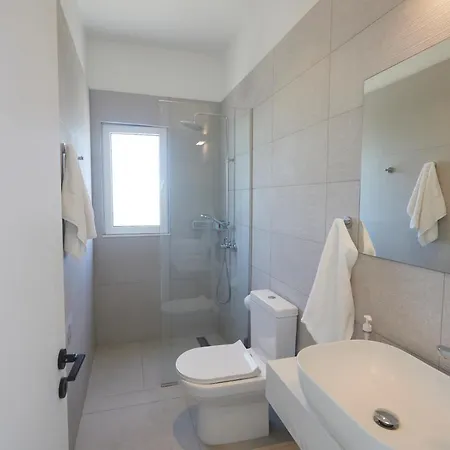 Kube Kb2 * Agia Napa